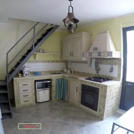 La Casa Di Lia Apartment *